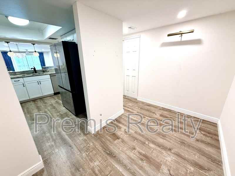 90 S Highland Ave #101 - Photo 3 of 14