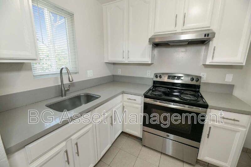 106 Avian Dr - Photo 2 of 30