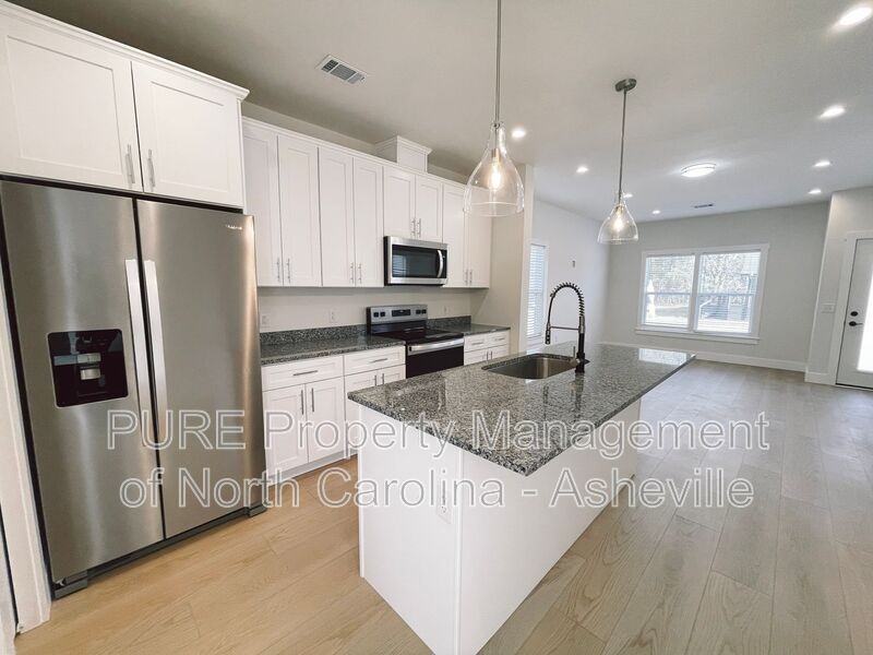 1187 Bleachery Blvd - Photo 3 of 22