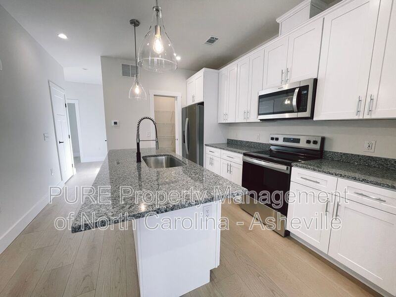 1187 Bleachery Blvd - Photo 4 of 22