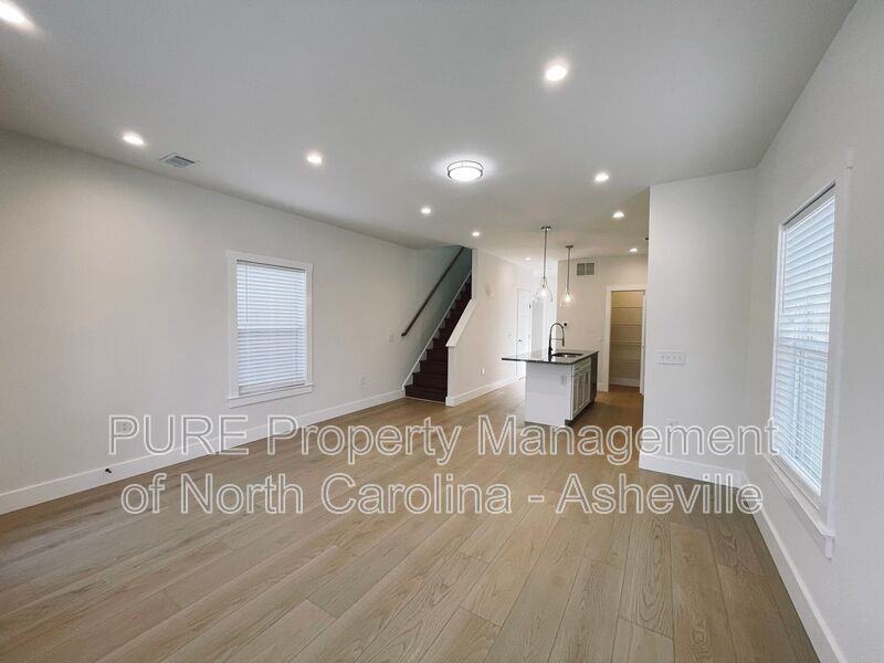 1187 Bleachery Blvd - Photo 7 of 22