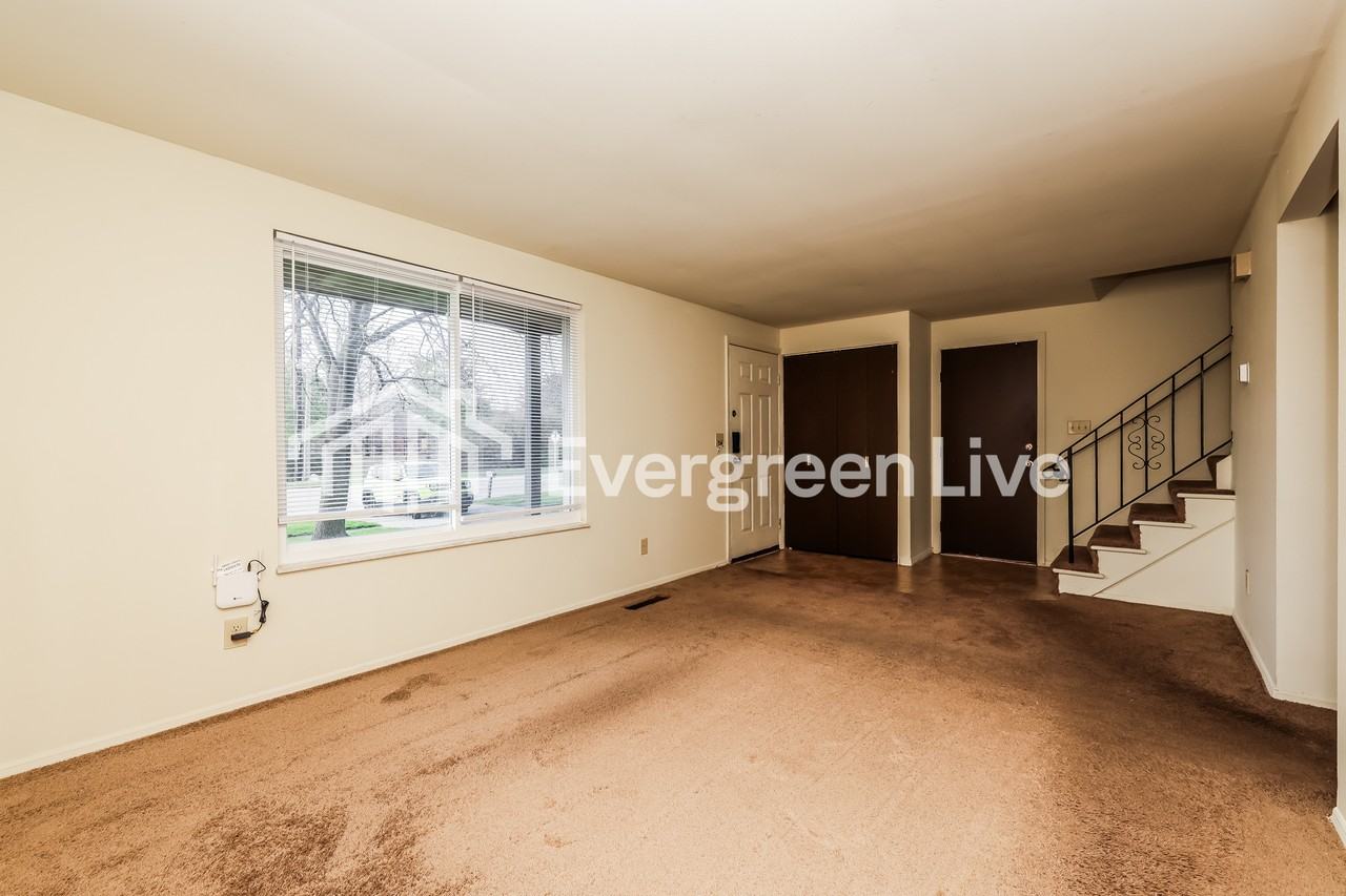 4743 Taylorsville Rd - Photo 4 of 15