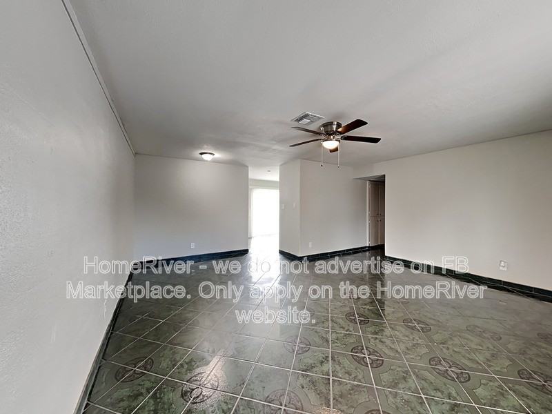 3129 W Montebello Ave - Photo 5 of 26