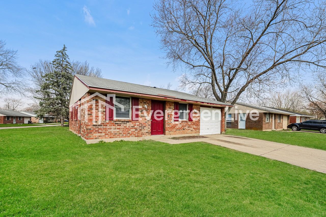 8101 Mount Washington Dr - Photo 2 of 15