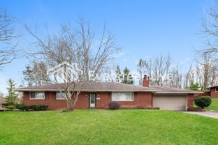 240 Hilltop Dr - Photo 1 of 1