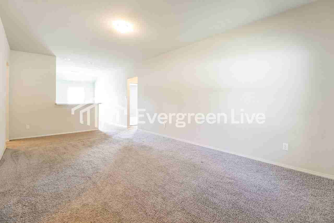 16 Erwin Dr - Photo 6 of 16