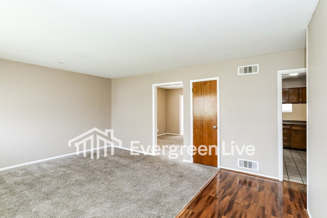 7873 Greenland Pl - Photo 3 of 15