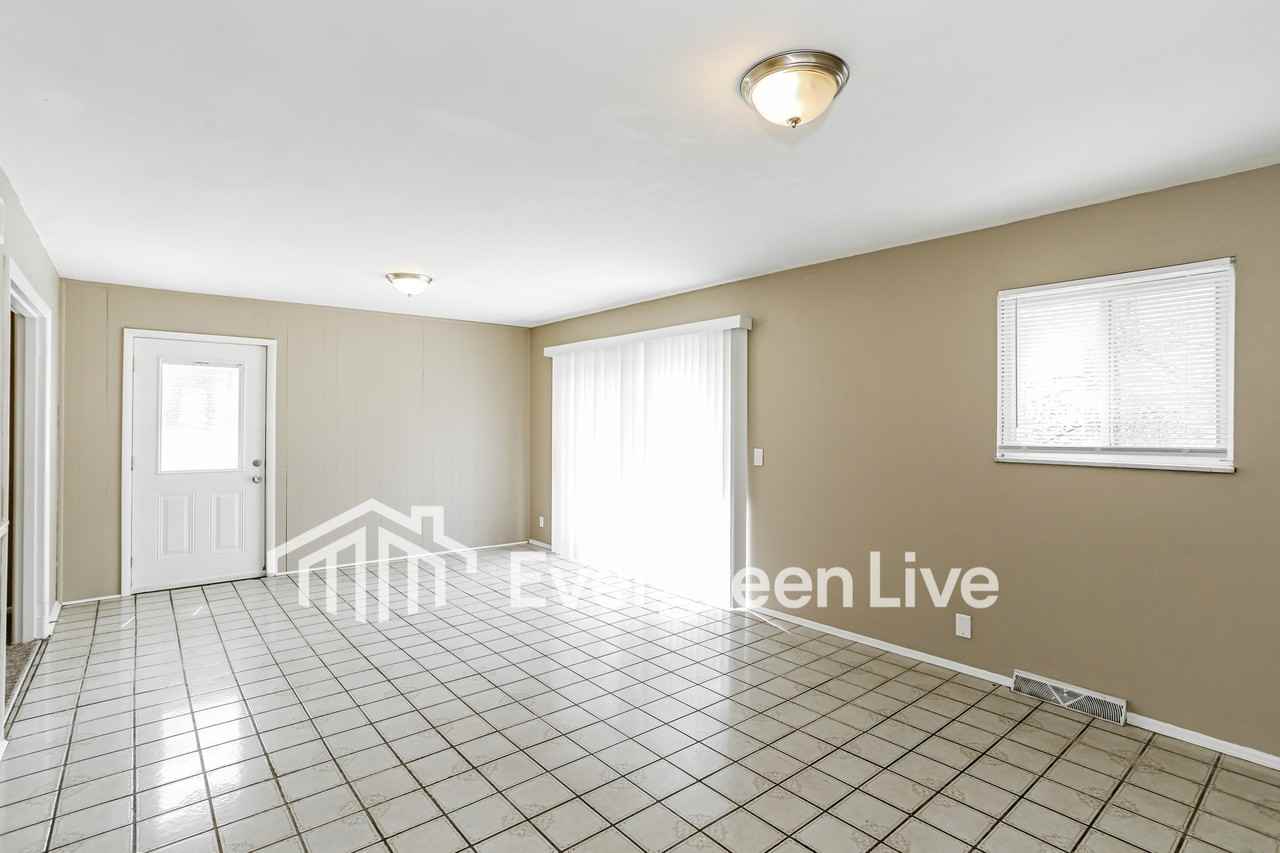 7873 Greenland Pl - Photo 7 of 15