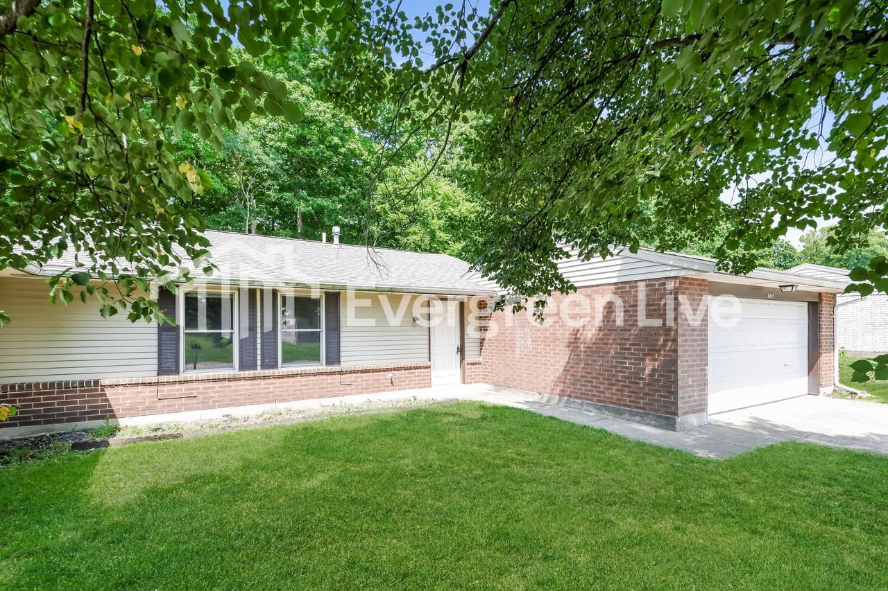 8655 Baton Rouge Dr - Photo 2 of 15