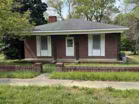 1313 Campbell St - Photo 1 of 1