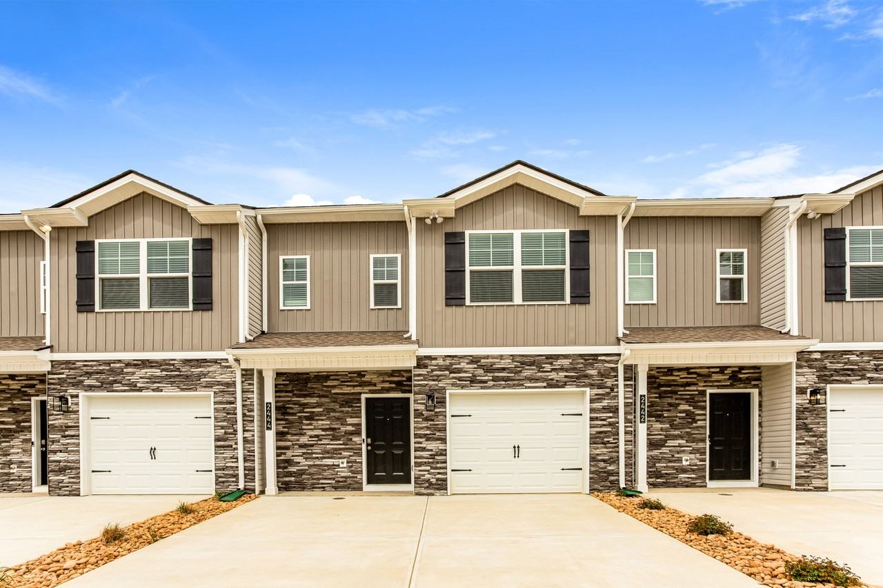 2444 Legg Crk Ln - Photo 6 of 17