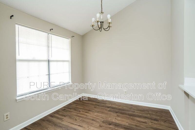 9506 S Cardinal Dr - Photo 6 of 20