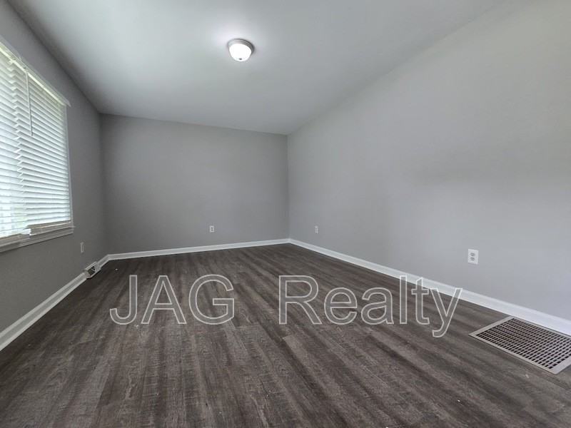 1708 Caro - Photo 4 of 13