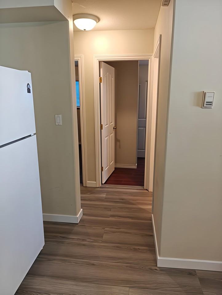 3311 East 45th Avenue - Photo 6 of 16