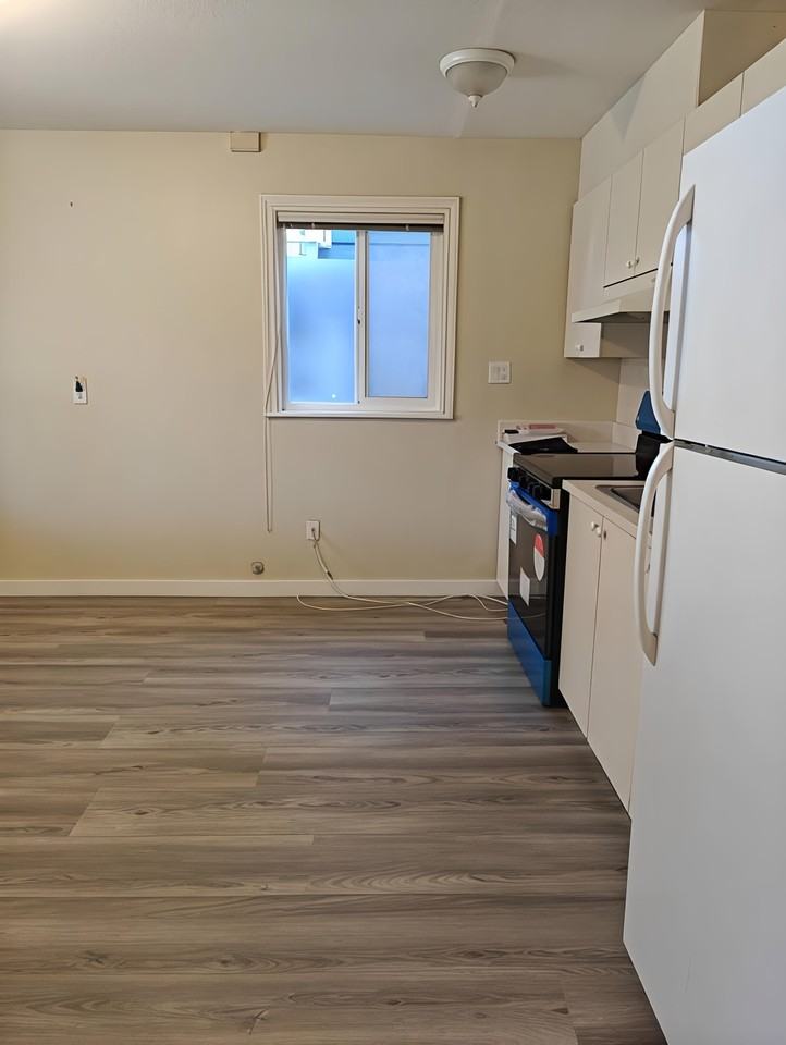 3311 East 45th Avenue - Photo 7 of 16