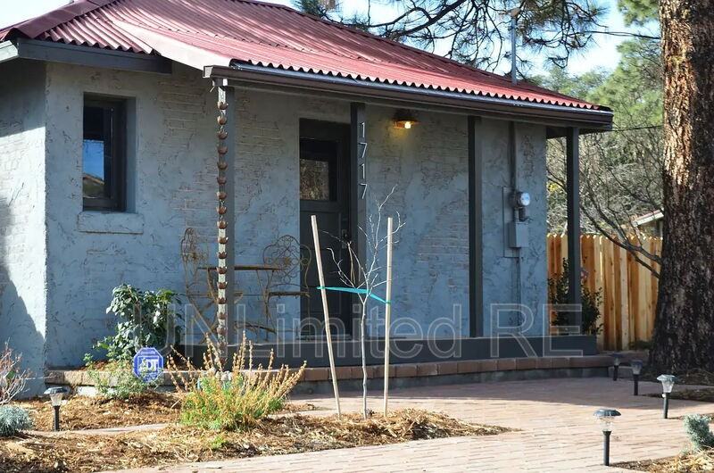 1717 Cottonwood Ave - Photo 5 of 20