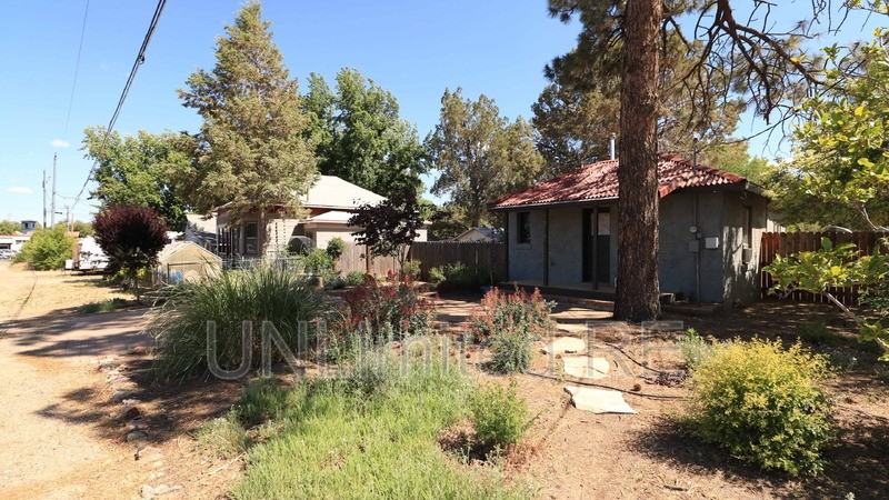 1717 Cottonwood Ave - Photo 6 of 20