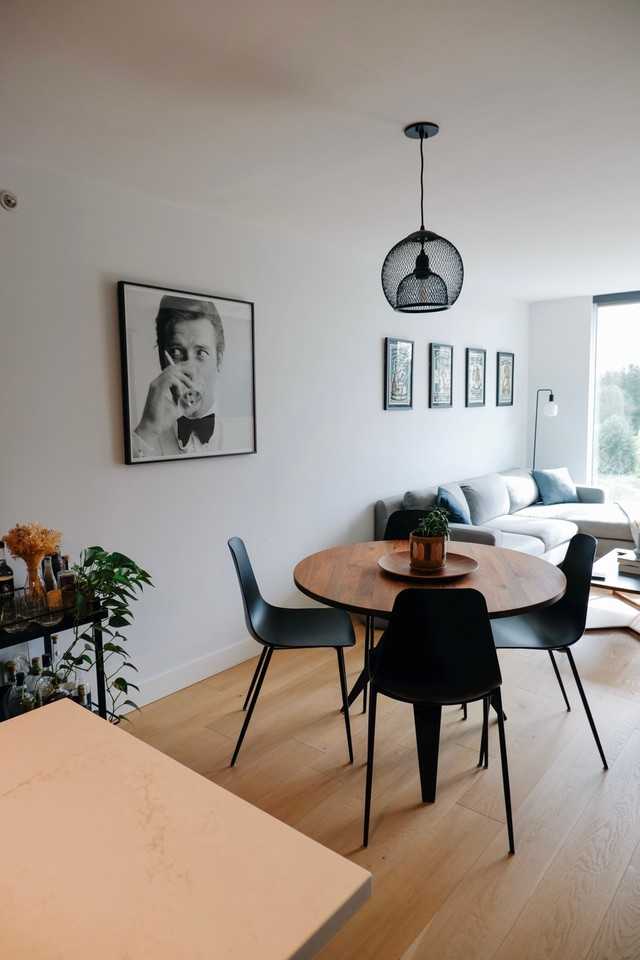 683 Victoria Pk W - Photo 4 of 15