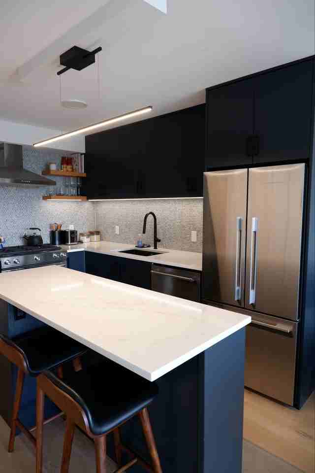 683 Victoria Pk W - Photo 5 of 15