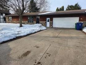 2876 Tradewinds Trl - Photo 1 of 1