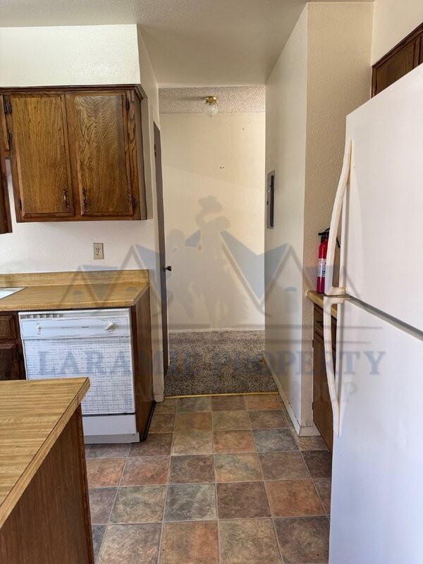 714 Downey St #21 - Photo 5 of 16