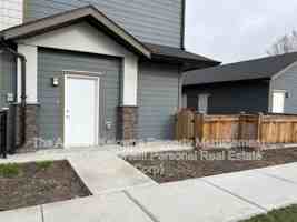 featured image of 1001 Stockwell Ave #3