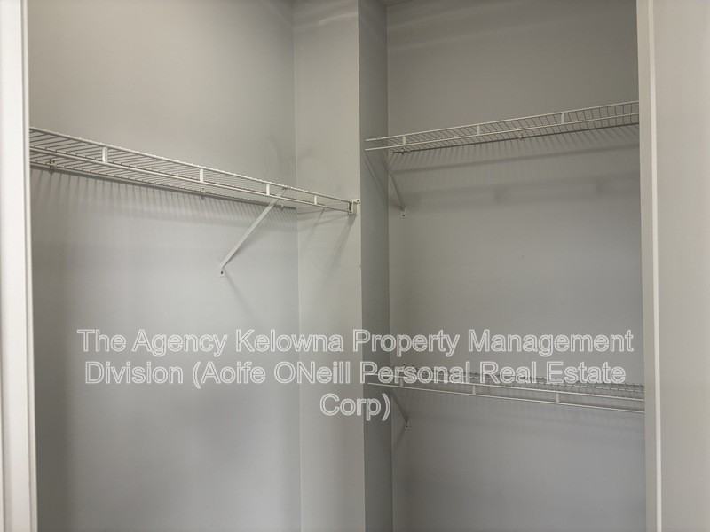 1001 Stockwell Ave #3 - Photo 7 of 21