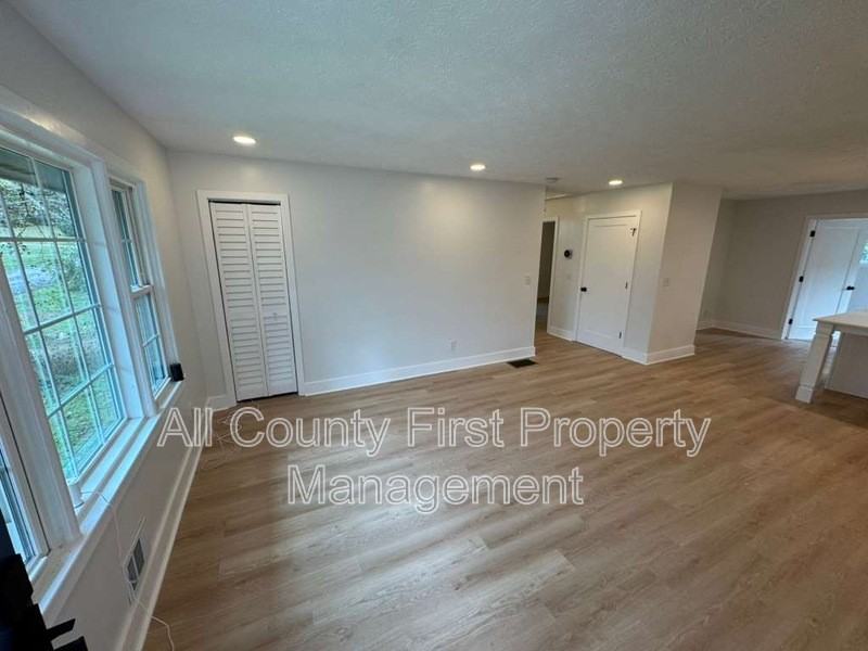 2884 Reveille Cir Se - Photo 4 of 23