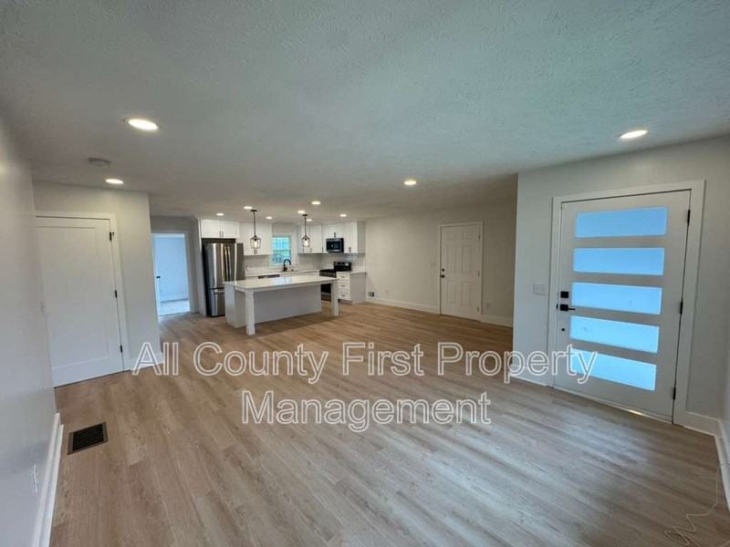 2884 Reveille Cir Se - Photo 5 of 23
