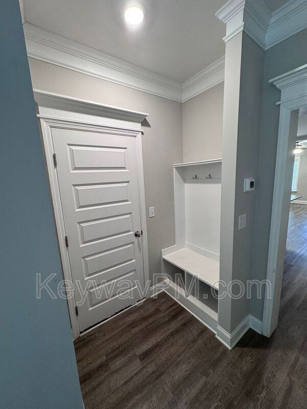 334 Sumac Trl - Photo 4 of 19