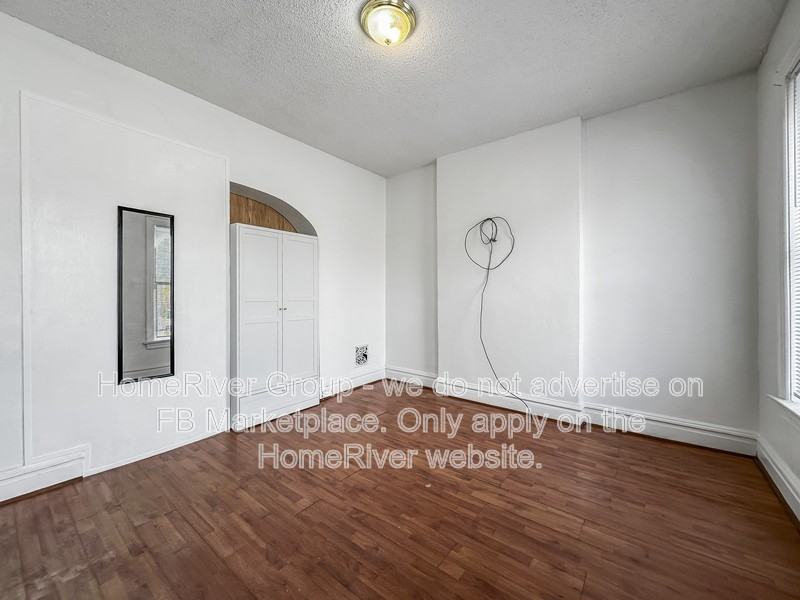 3280 Gravois Ave - Photo 3 of 21