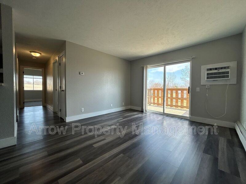 940 S 27th St #23 - Photo 2 of 9