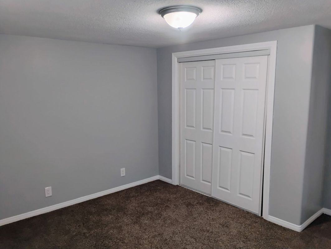 664 W 3rd St ##A - Photo 7 of 15