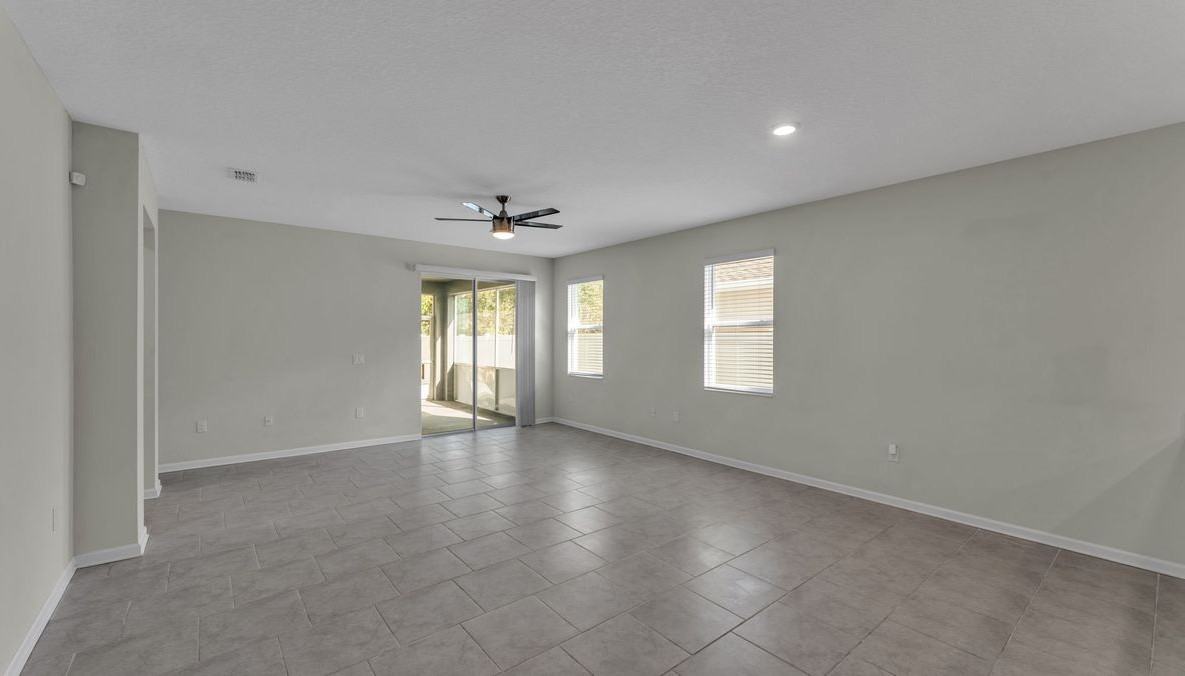 244 Pershing St - Photo 2 of 34