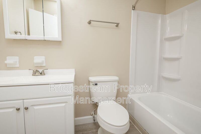 406 Cedar Dr #C - Photo 3 of 6