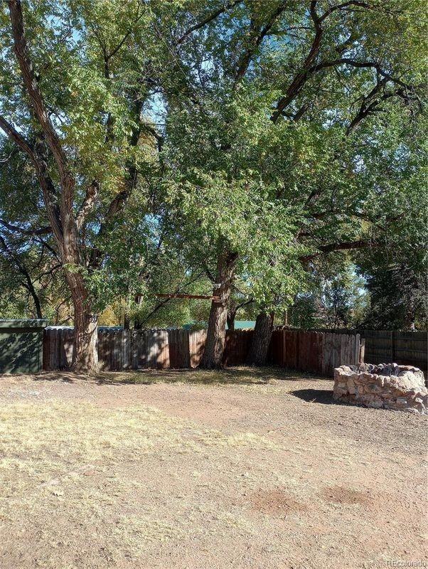 111 Crystal Park Rd ##3 - Photo 3 of 3