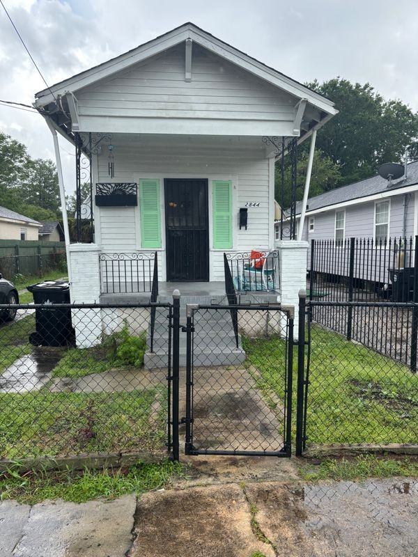 2844 Hiawatha St - Photo 2 of 11