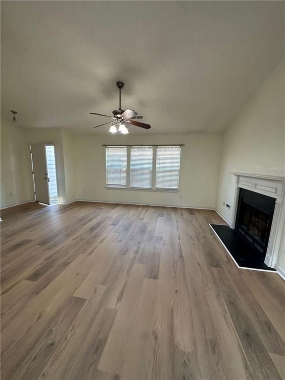 2633 Barndale Dr - Photo 2 of 8