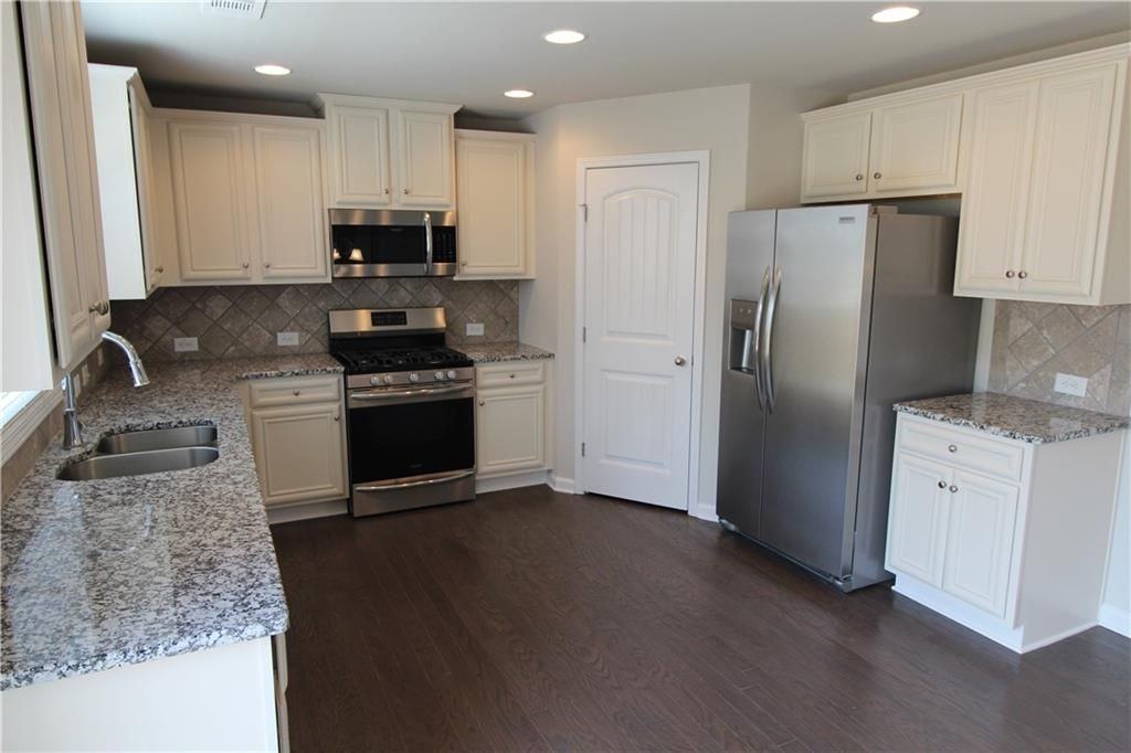 5729 Shore Isle Ct - Photo 3 of 23