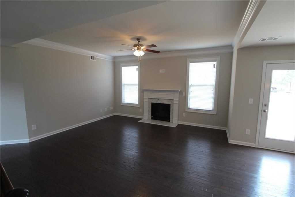 5729 Shore Isle Ct - Photo 4 of 23