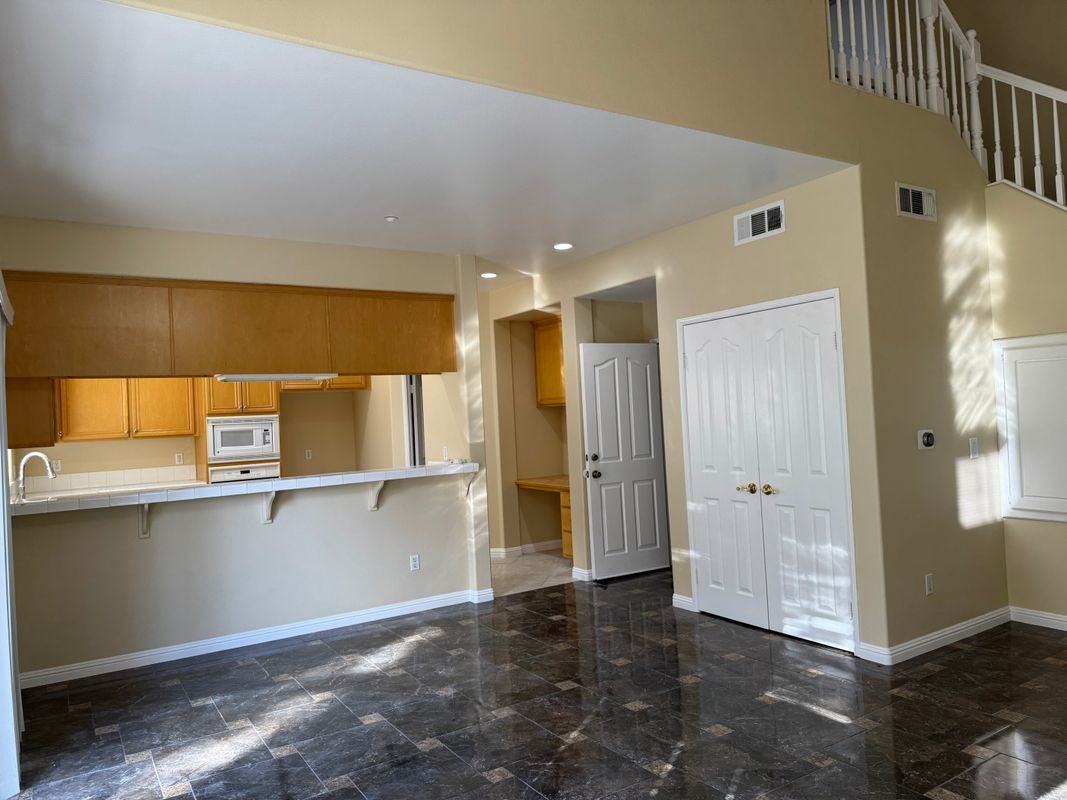 8970 Deira Ln - Photo 5 of 28