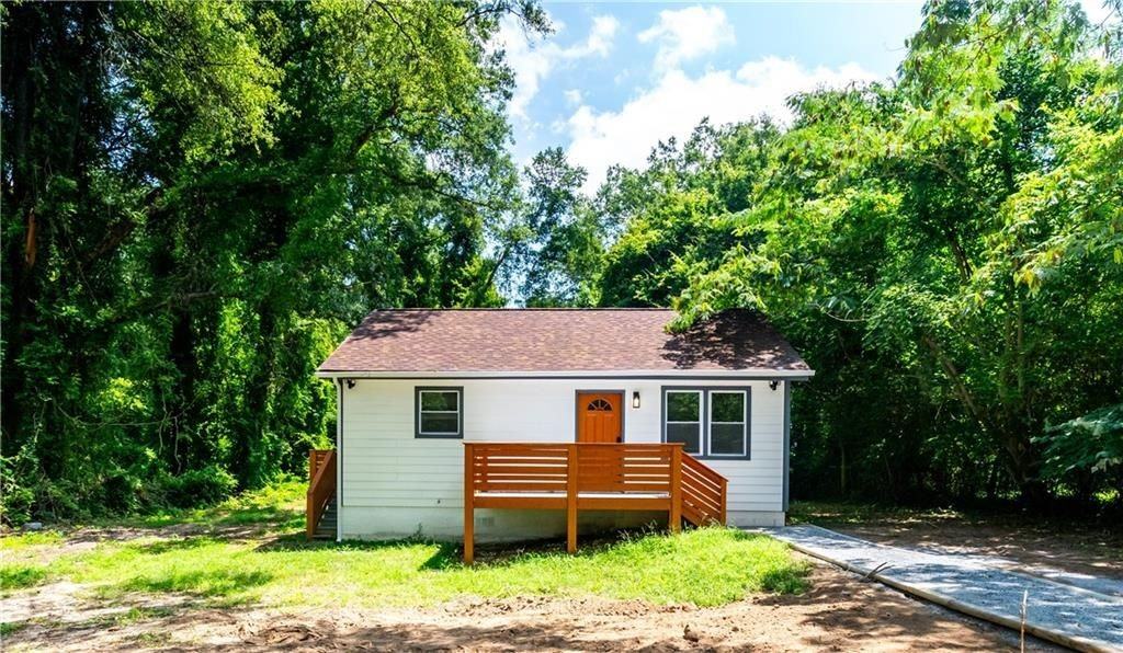 3822 Bakers Ferry Rd Sw ##B - Photo 2 of 27