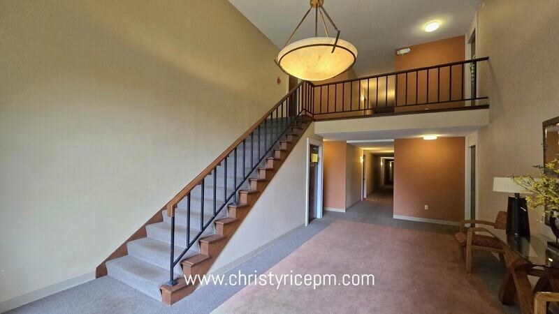 11010 Ne 68th St #627 - Photo 2 of 20