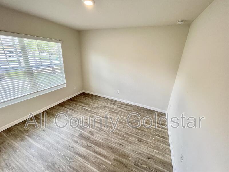 2084 Hilton St - Photo 7 of 9