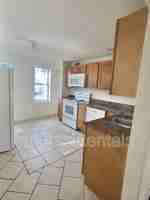 featured image of 414 9th Ave W