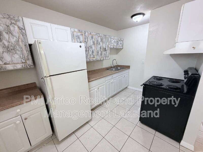 507 Twin Pines Ln #C - Photo 5 of 9