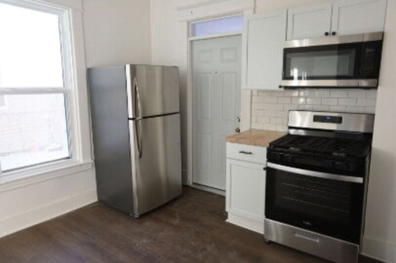 1220 Wealthy St Se #1 - Photo 3 of 12