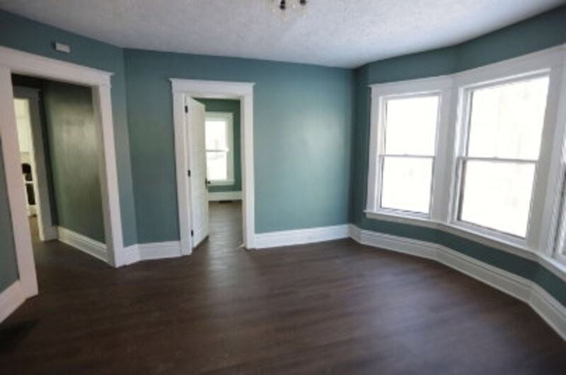 1220 Wealthy St Se #1 - Photo 4 of 12