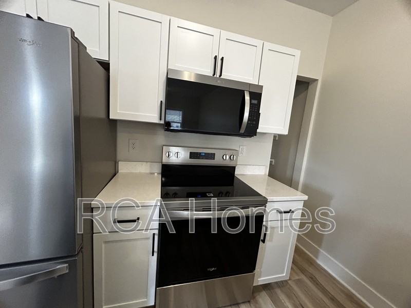 3453 E 26th St - Photo 7 of 17