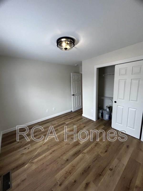 3449 E 26th St - Photo 6 of 20